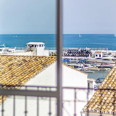 Vacation I Sea Views, 24-7 Security, Parking, Walk To Everything In Luxurious Puerto Banus شقة ماربيا
