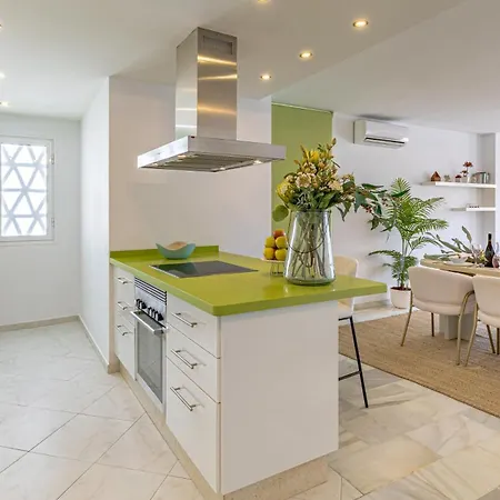 شقة Vacation I Sea Views, 24-7 Security, Parking, Walk To Everything In Luxurious Puerto Banus