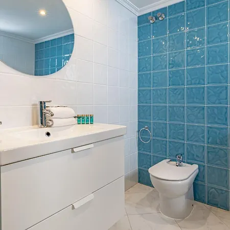 Vacation I Sea Views, 24-7 Security, Parking, Walk To Everything In Luxurious Puerto Banus * ماربيا